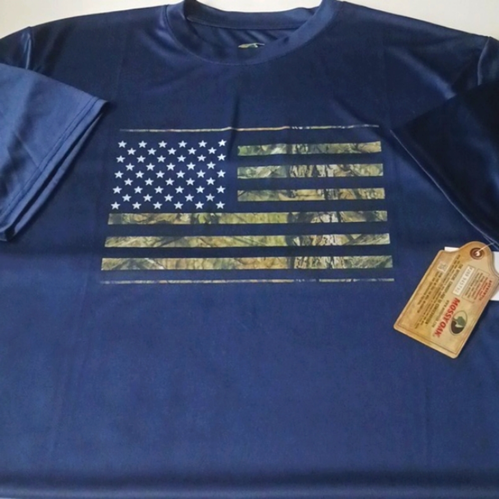 NEW Mossy Oak Men's Navy Camo Athletic Tee Size Large - Picture 9 of 9